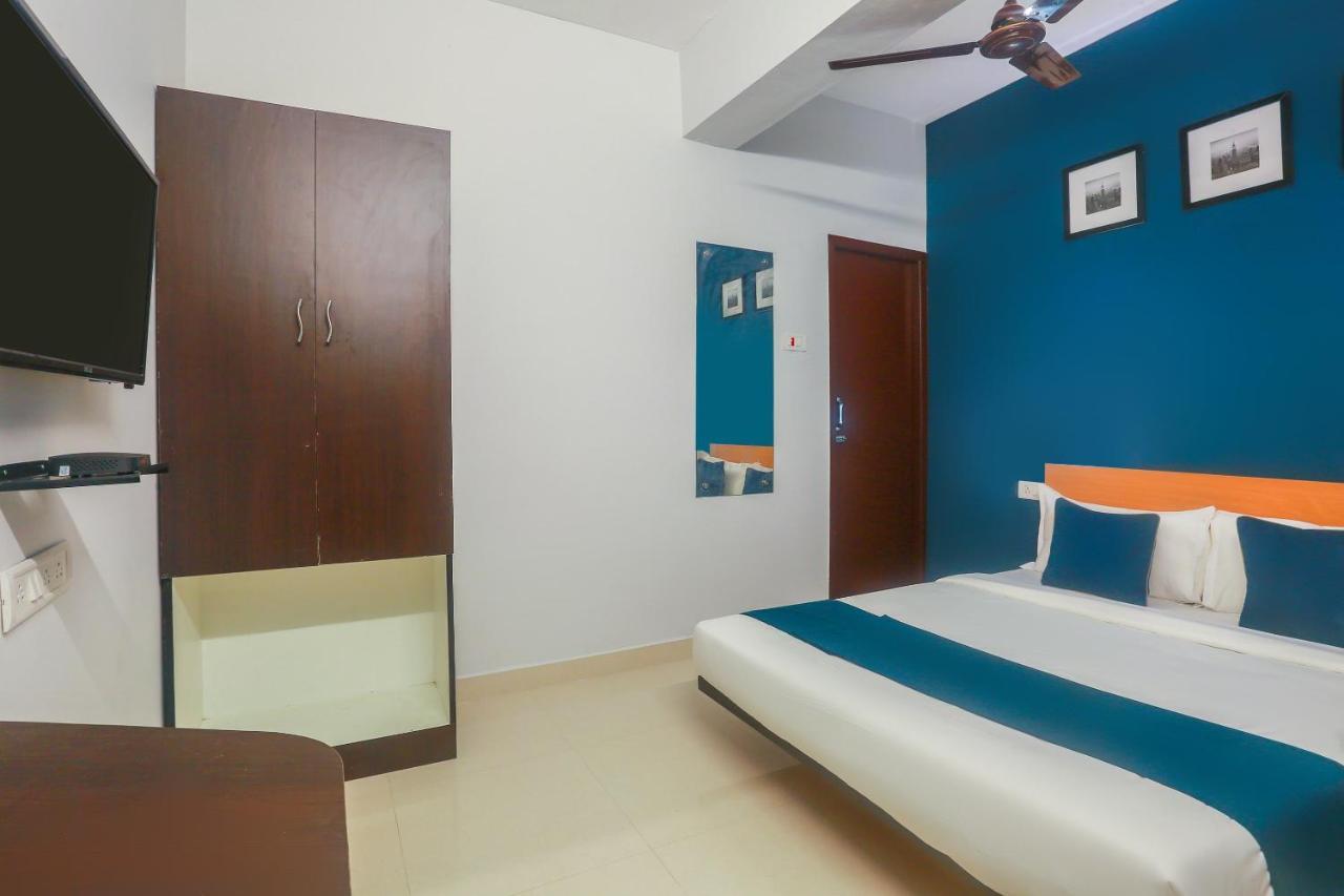 Oyo Grand Residency Near Kasi Talkies